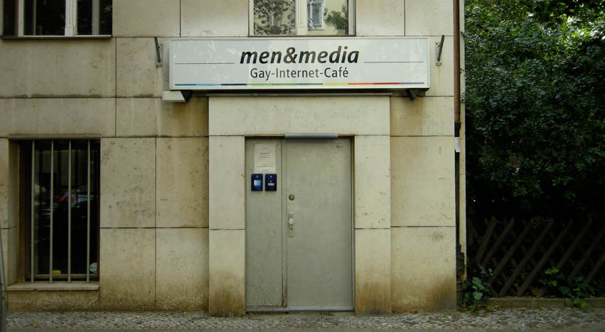 men and media gay internet cafe