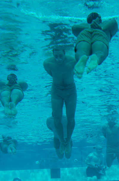 Navy SEAL trainees undergoing drownproofing training. Photo: U.S. Navy