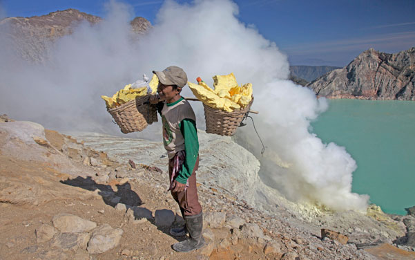 Sulfur miner at Kawah Ijen Volcano