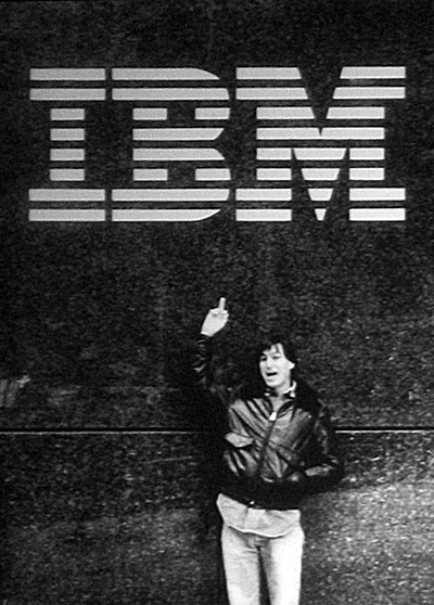 Steve Jobs gives IBM the finger